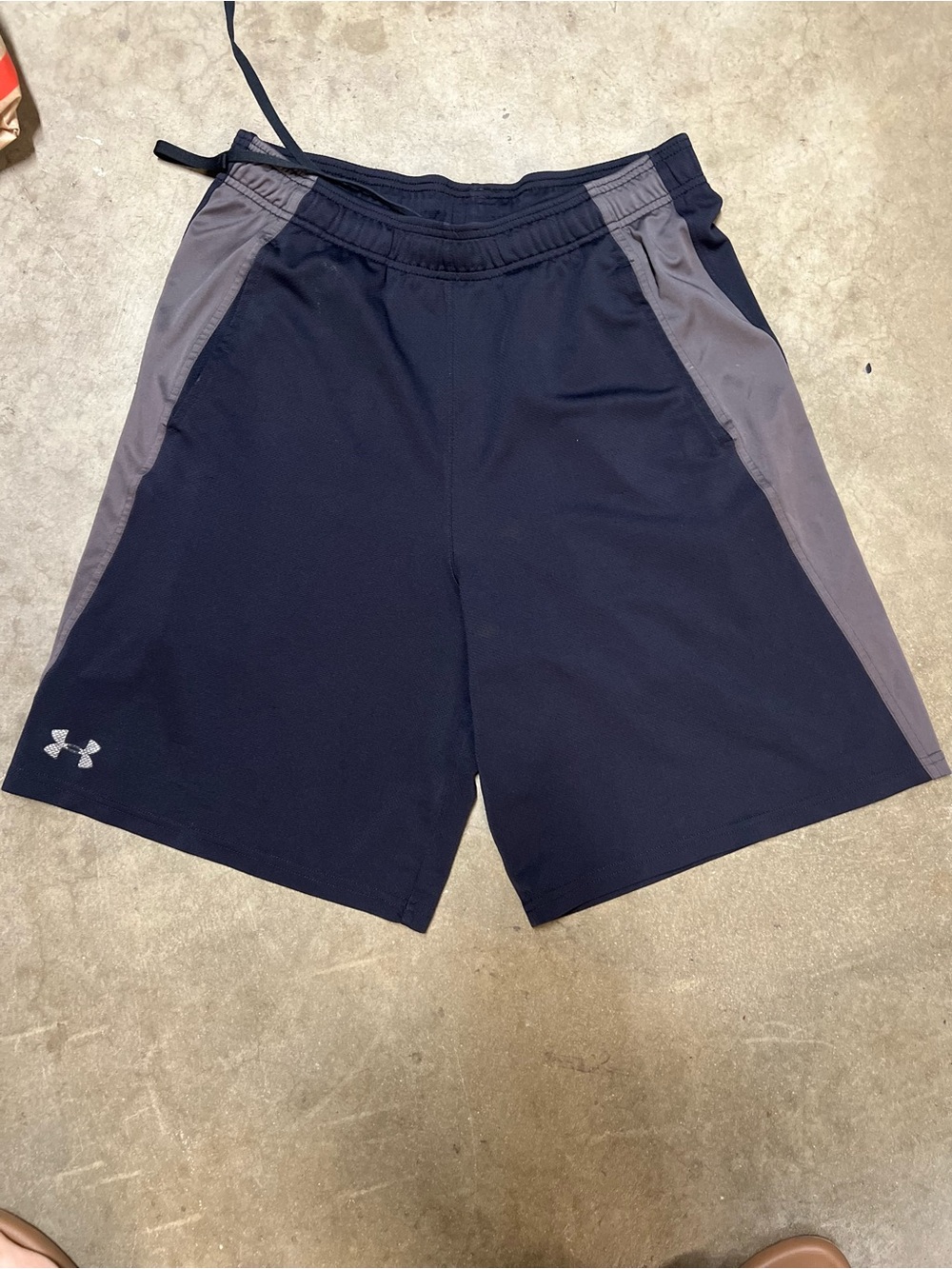 Under Armour Men’s Navy Athletic Shorts with Gray Side Panels